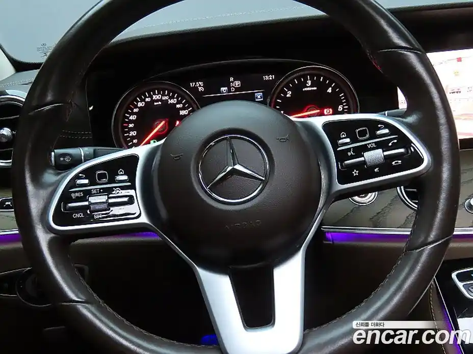 Mercedes-Benz E-Class 2019 1.9 Автомат в Москве № 195250, фото 14