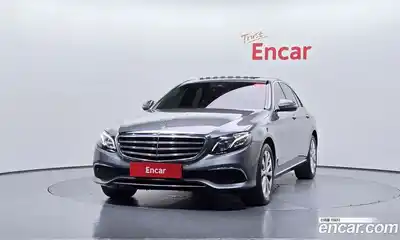 Mercedes-Benz E-Class 2019 1.9 Автомат в Москве № 195250, миниатюра 3