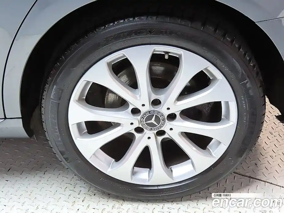 Mercedes-Benz E-Class 2019 1.9 Автомат в Москве № 195250, фото 5