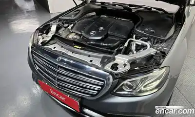 Mercedes-Benz E-Class 2019 1.9 Автомат в Москве № 195250, миниатюра 6