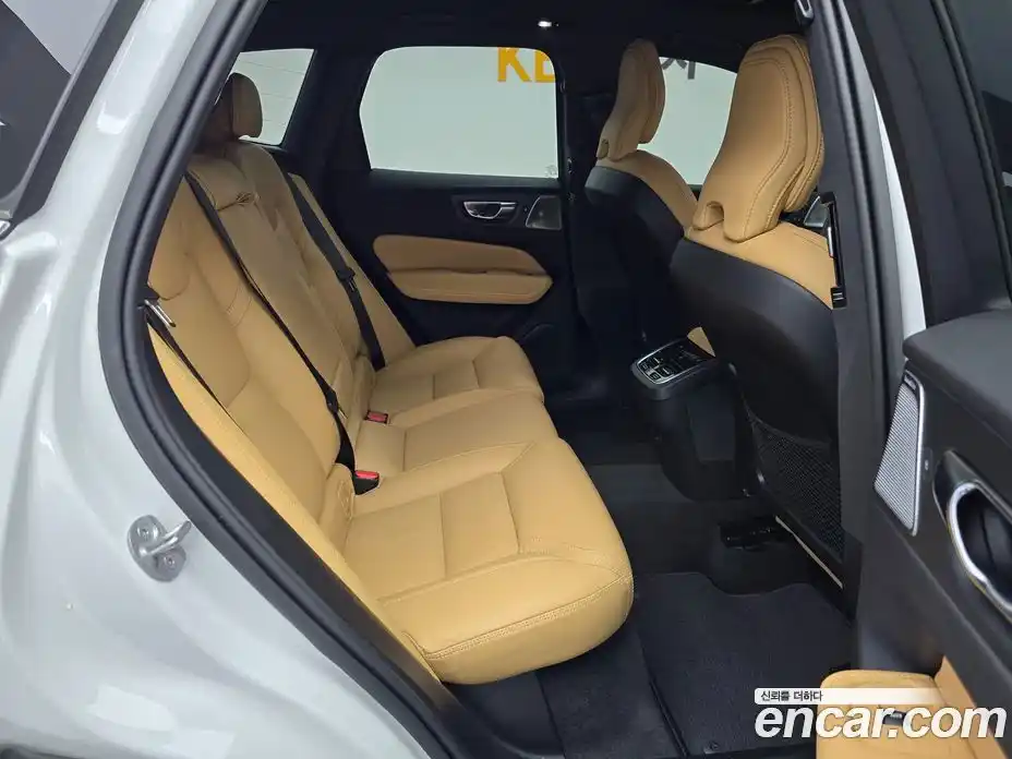 Volvo XC60 2025 2.0 Автомат в Москве № 195799, фото 13