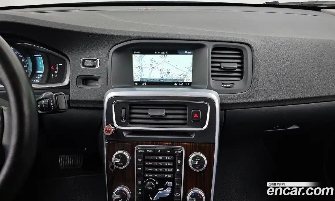 Volvo S60 2016 2.0 Автомат в Москве № 196956, фото 13