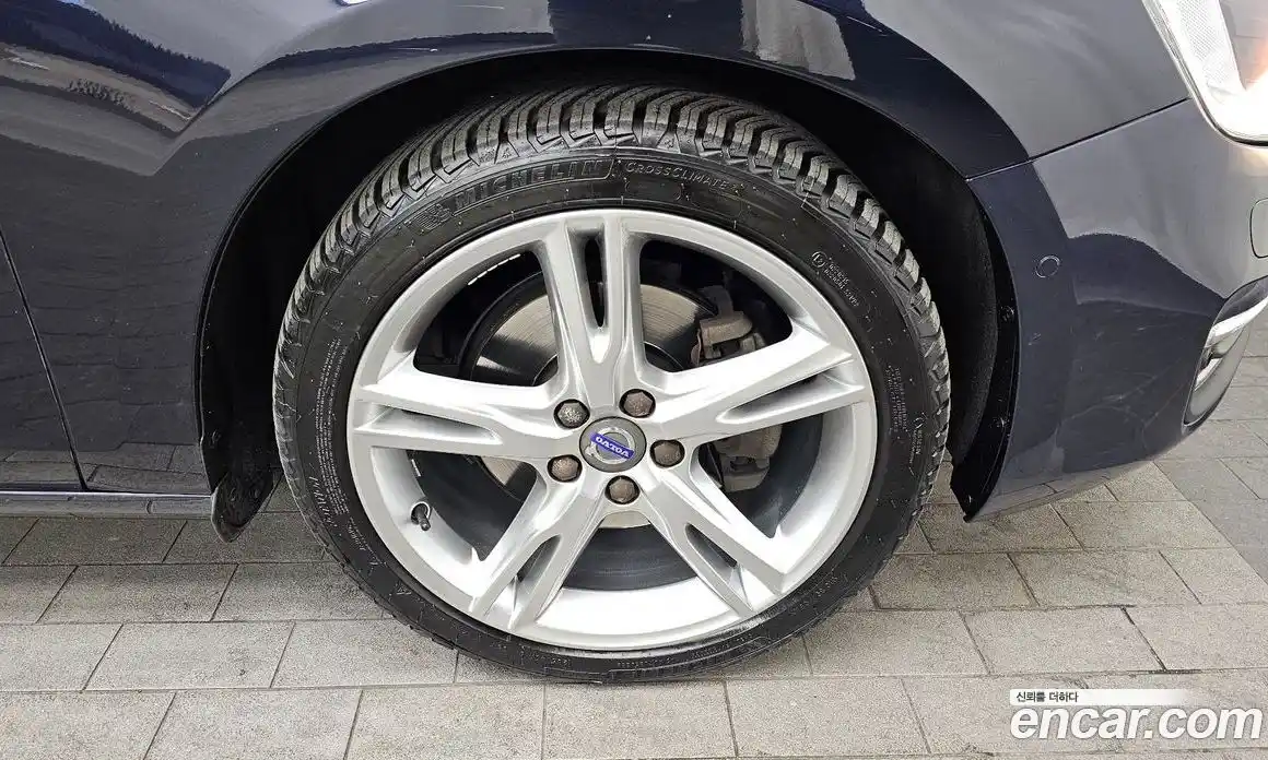 Volvo S60 2016 2.0 Автомат в Москве № 196956, фото 4