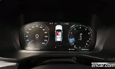 Volvo XC60 2019 2.0 Автомат в Москве № 197003, миниатюра 8