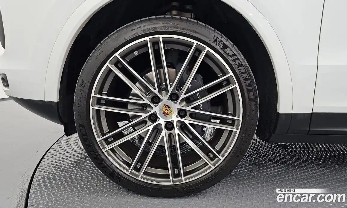 Porsche Cayenne 2020 3.0 Автомат в Москве № 197604, фото 5