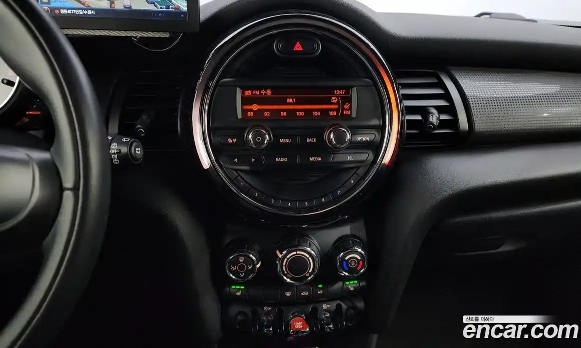 Mini Cooper 2014 1.5 Автомат в Москве № 198465, фото 10