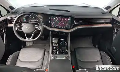 Volkswagen Touareg 2024 3.0 Автомат в Москве № 199089, миниатюра 6