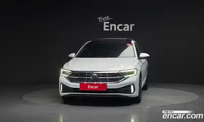 Volkswagen Jetta 2023 1.5 Автомат в Москве № 199097, миниатюра 3