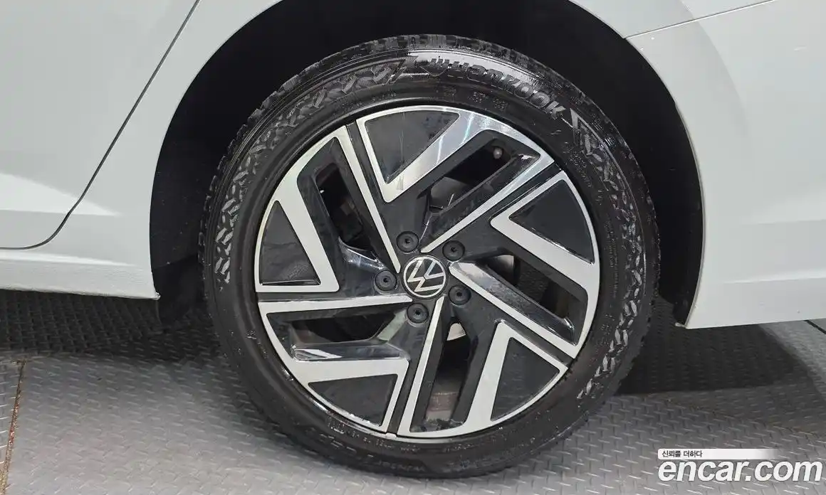 Volkswagen Jetta 2023 1.5 Автомат в Москве № 199097, фото 5