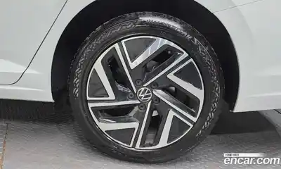 Volkswagen Jetta 2023 1.5 Автомат в Москве № 199097, миниатюра 5