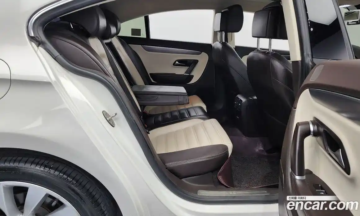 Volkswagen CC 2014 2.0 Автомат в Москве № 199257, фото 12