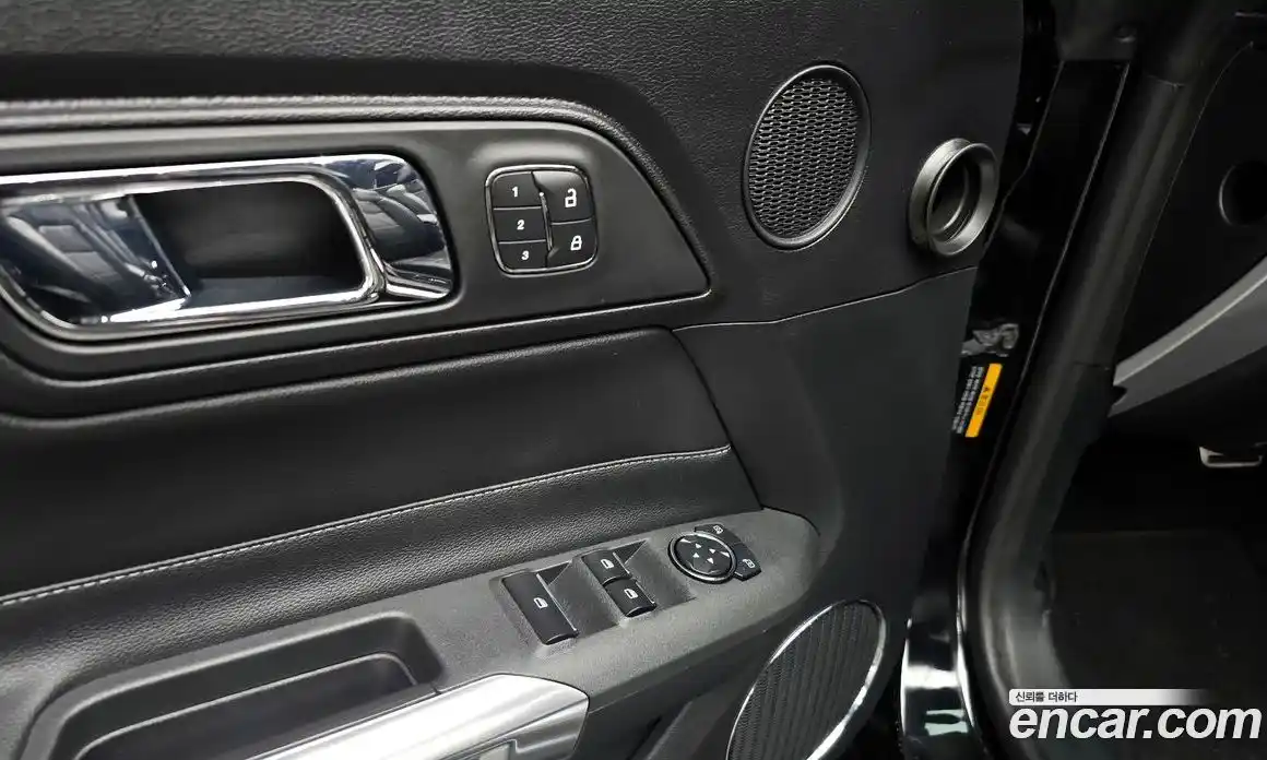 Ford Mustang 2017 5.0 Автомат в Москве № 199771, фото 20