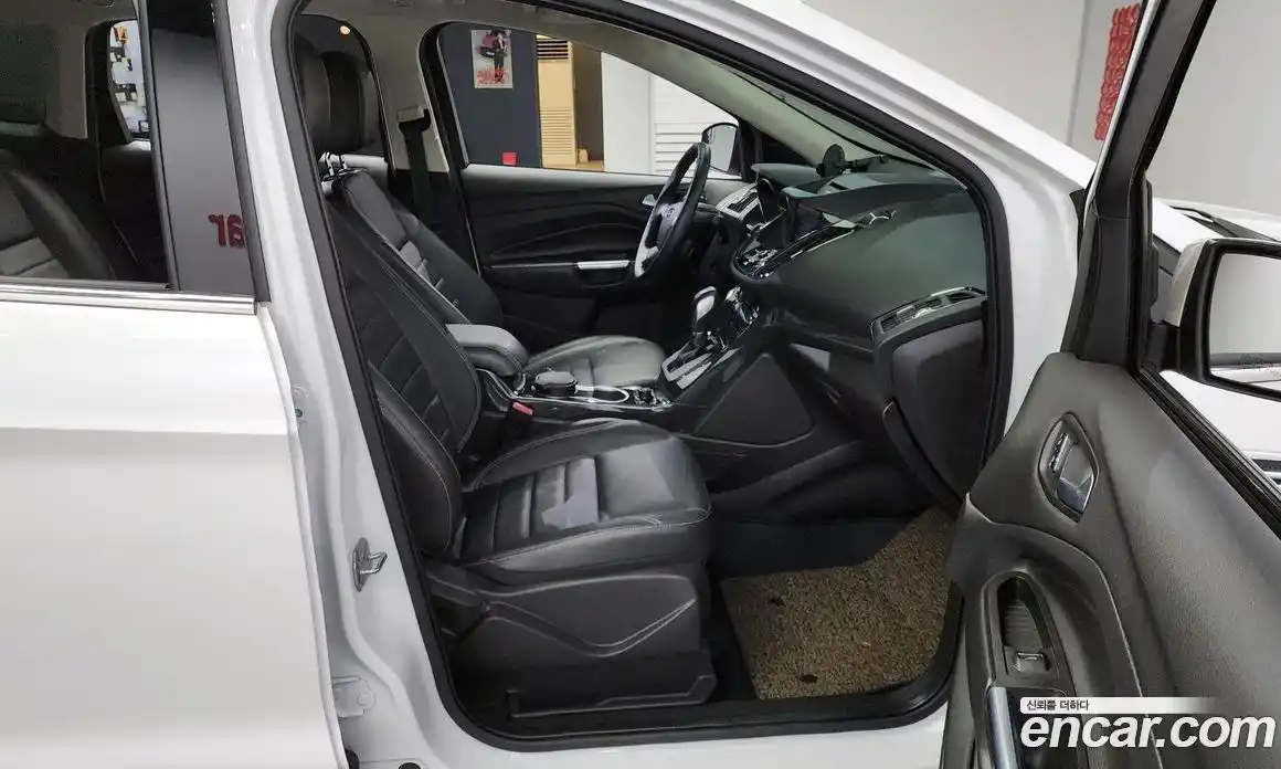 Ford Escape 2014 2.0 Автомат в Москве № 199839, фото 3