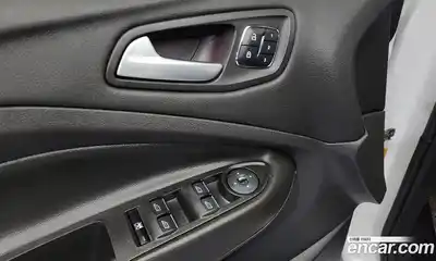 Ford Escape 2014 2.0 Автомат в Москве № 199839, миниатюра 4