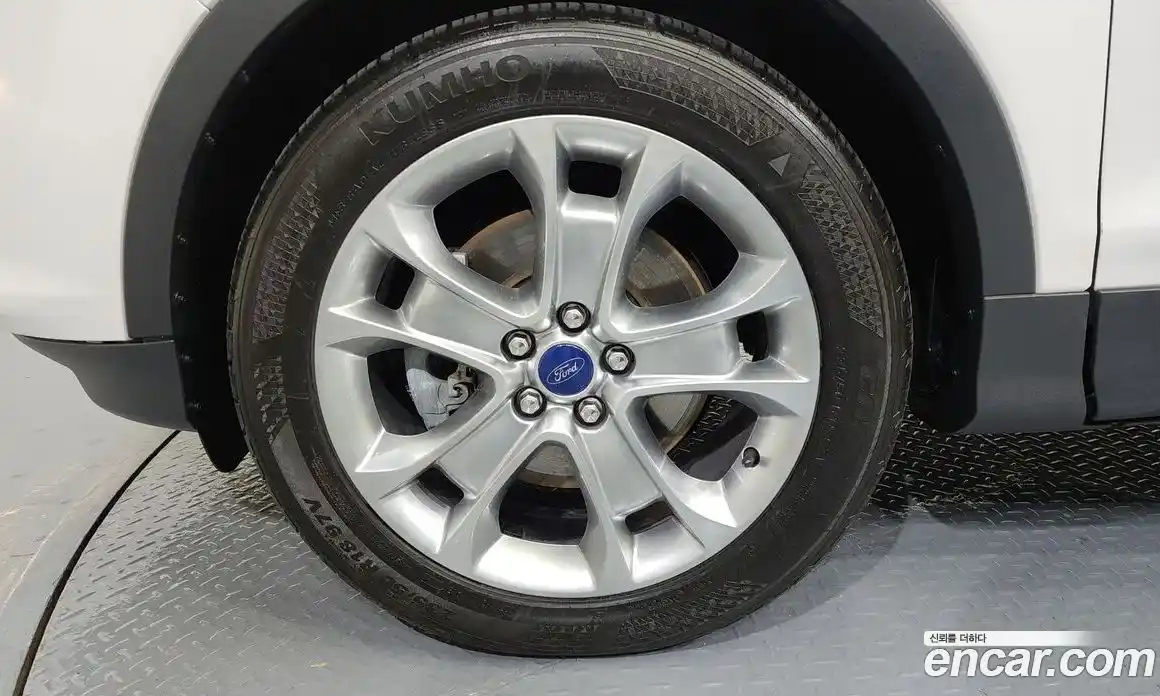 Ford Escape 2014 2.0 Автомат в Москве № 199839, фото 6