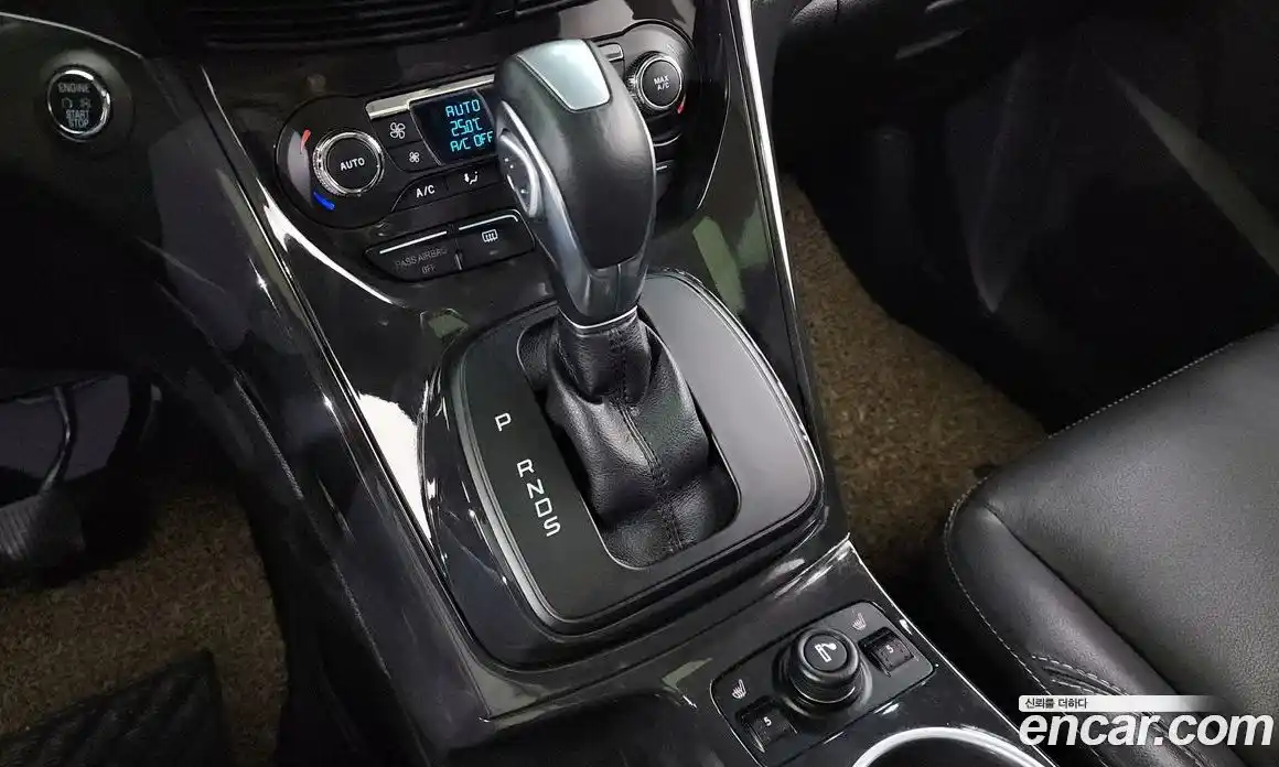 Ford Escape 2014 2.0 Автомат в Москве № 199839, фото 9