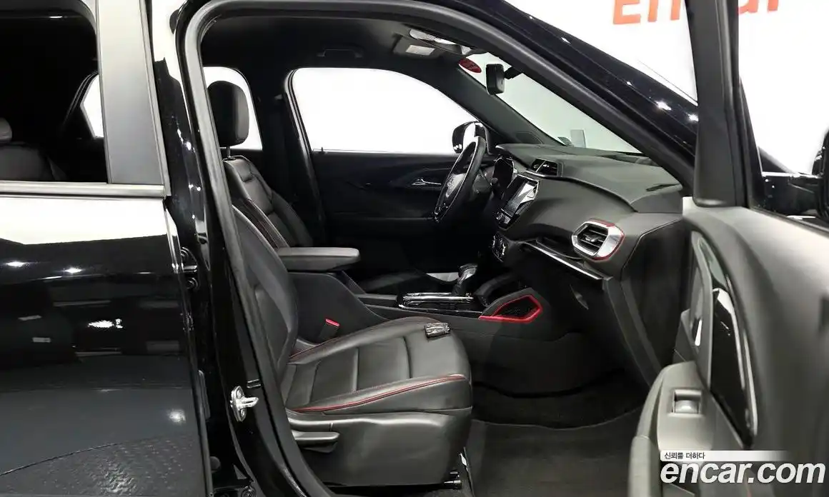 Chevrolet TrailBlazer 2021 1.3 Автомат в Москве № 200936, фото 2