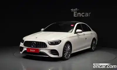 Mercedes-Benz E-Class 2022 2.0 Автомат в Москве № 202387, миниатюра 3
