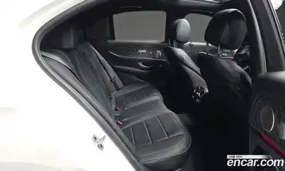 Mercedes-Benz E-Class 2022 2.0 Автомат в Москве № 202387, миниатюра 10