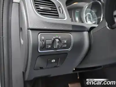 Volvo V60 2016 2.0 Автомат в Москве № 206605, миниатюра 11