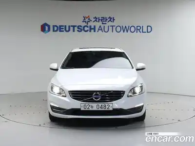 Volvo V60 2016 2.0 Автомат в Москве № 206605, миниатюра 2