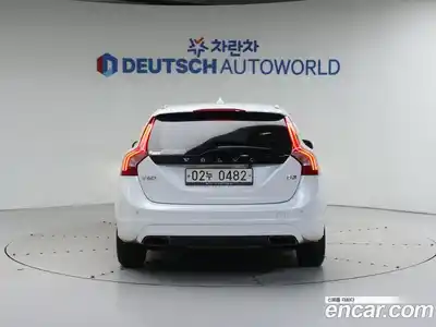 Volvo V60 2016 2.0 Автомат в Москве № 206605, миниатюра 4