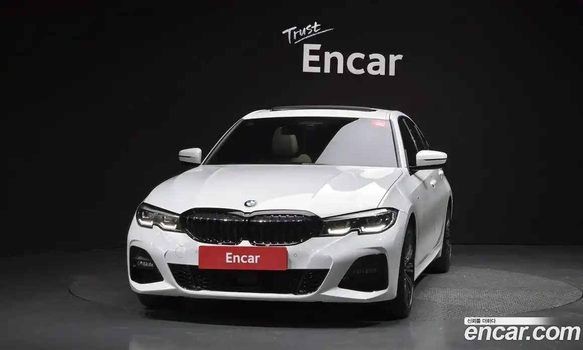 BMW 3-Series 2022 2.0 Автомат в Москве № 211278, фото 3