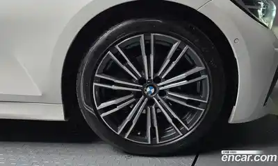 BMW 3-Series 2022 2.0 Автомат в Москве № 211278, миниатюра 5