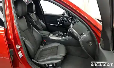 BMW 3-Series 2021 2.0 Автомат в Москве № 211496, миниатюра 3