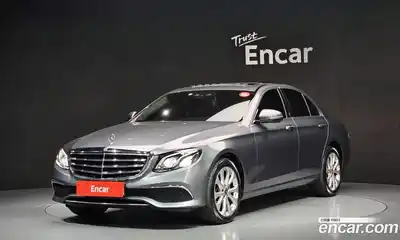 Mercedes-Benz E-Class 2018 1.9 Автомат в Москве № 212126, миниатюра 12