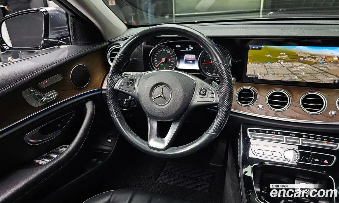 Mercedes-Benz E-Class 2018 1.9 Автомат в Москве № 212126, фото 14