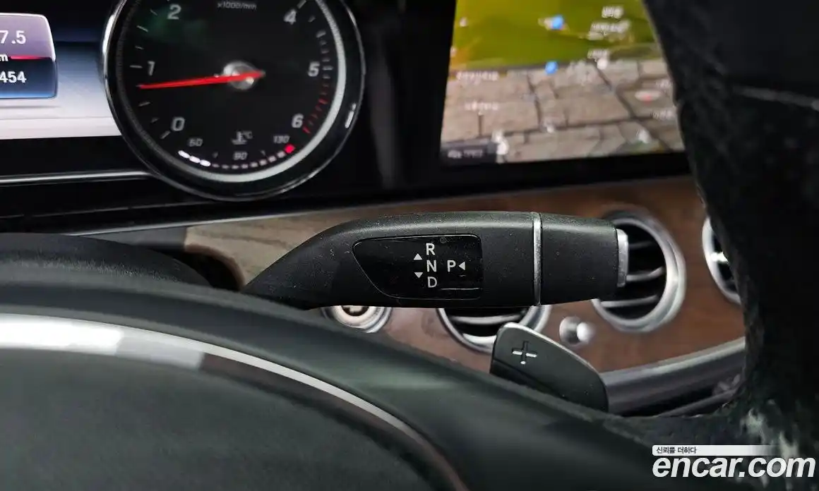 Mercedes-Benz E-Class 2018 1.9 Автомат в Москве № 212126, фото 4