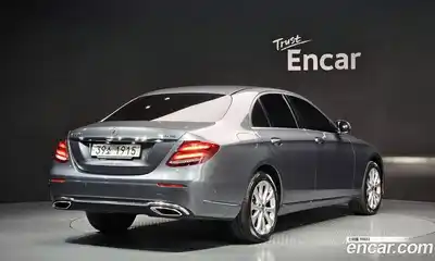 Mercedes-Benz E-Class 2018 1.9 Автомат в Москве № 212126, миниатюра 9