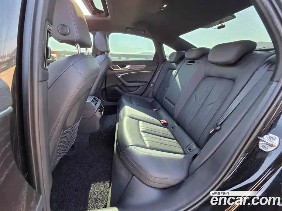 Audi A6 2020 2.0 Автомат в Москве № 212723, фото 15