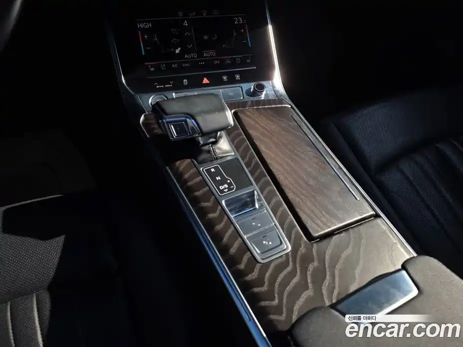 Audi A6 2020 2.0 Автомат в Москве № 212723, фото 17