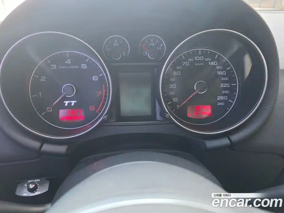 Audi TT 2008 2.0 Автомат в Москве № 212736, фото 14