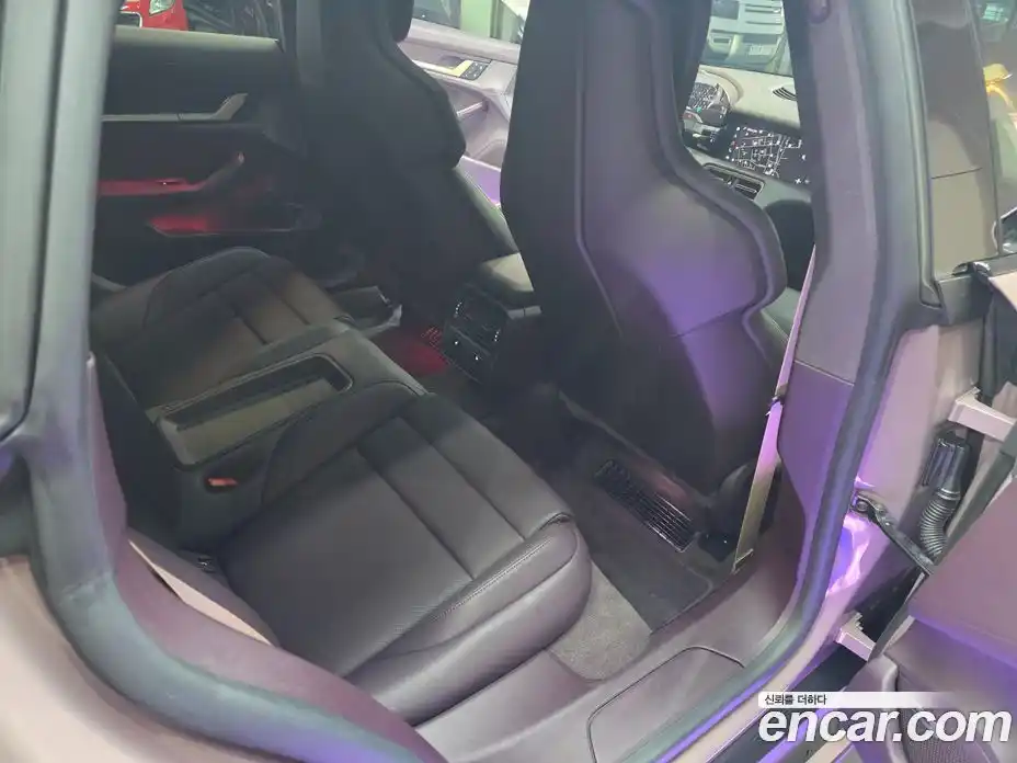 Porsche Taycan 2022 0.1 Автомат в Москве № 213000, фото 16