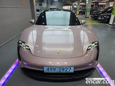 Porsche Taycan 2022 0.1 Автомат в Москве № 213000, миниатюра 3