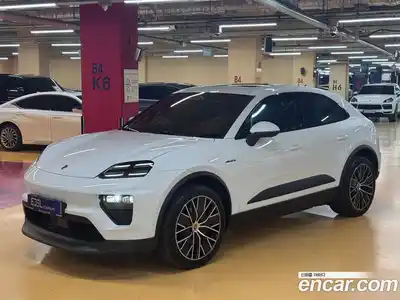 Porsche Macan 2025 0.2 Автомат в Москве № 213029, миниатюра 2