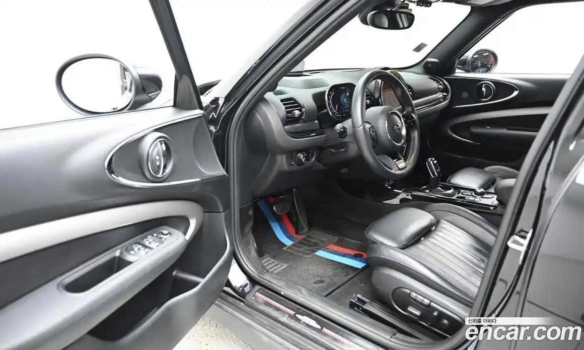 Mini Clubman 2023 2.0 Автомат в Москве № 214176, фото 11