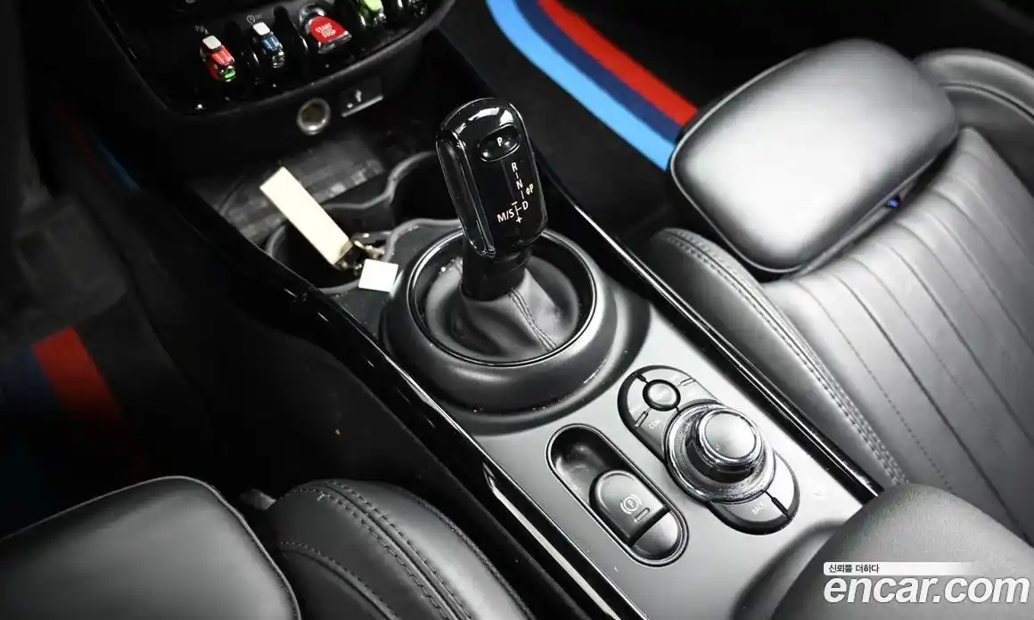 Mini Clubman 2023 2.0 Автомат в Москве № 214176, фото 9