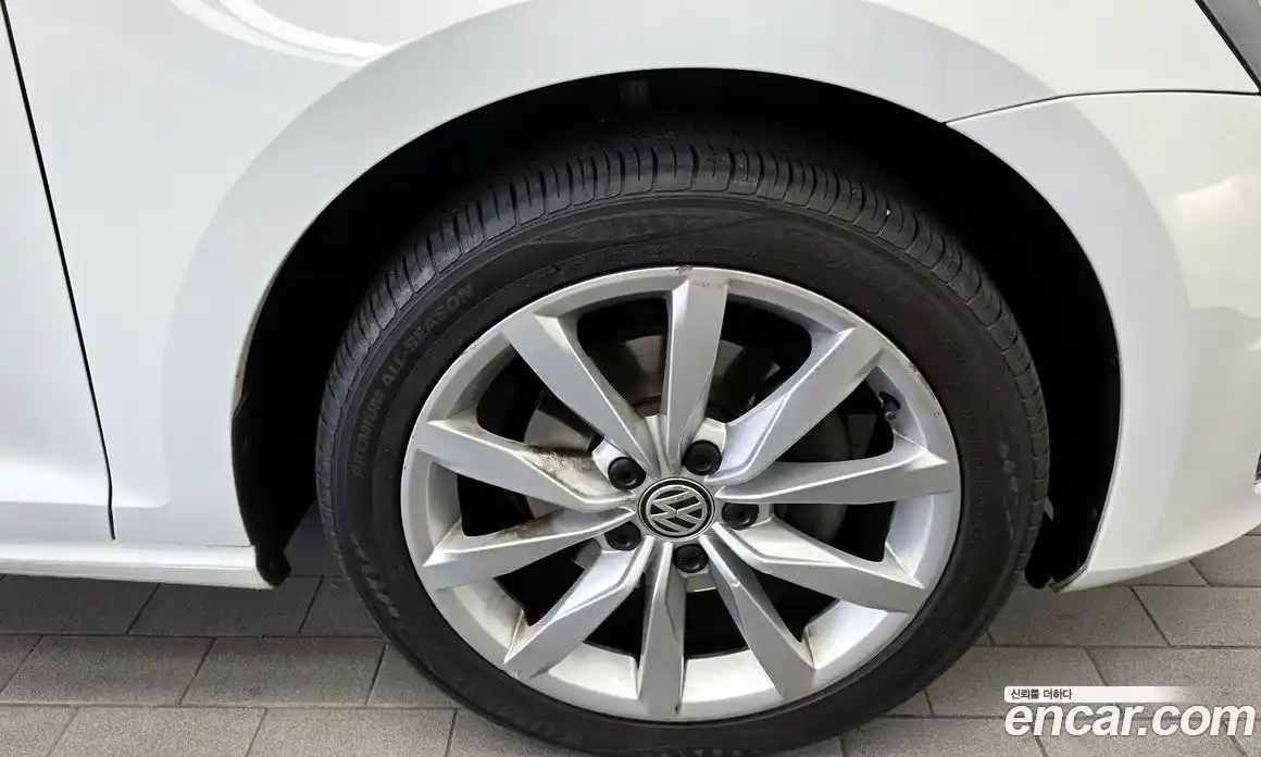 Volkswagen Golf 2014 2.0 Автомат в Москве № 215031, фото 1