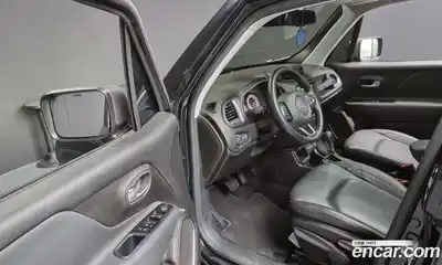 Jeep Renegade 2021 2.4 Автомат в Москве № 215479, миниатюра 10