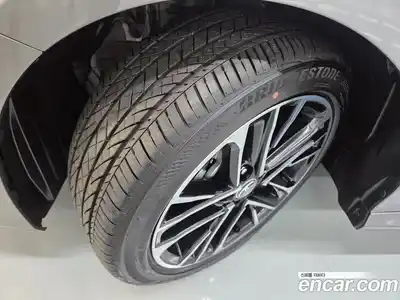 Toyota Camry 2025 2.5 Вариатор в Москве № 215619, миниатюра 5