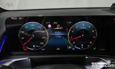 Mercedes-Benz GLB-Class 2023 2.0 Автомат в Москве № 215930, миниатюра 11