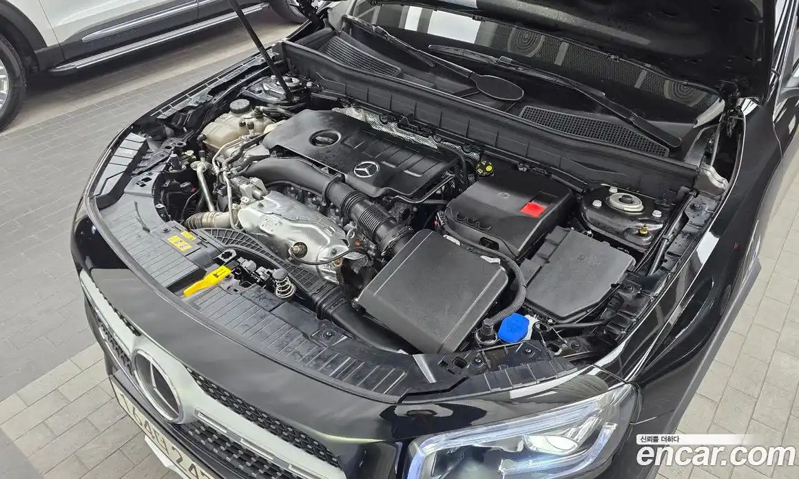 Mercedes-Benz GLB-Class 2023 2.0 Автомат в Москве № 215930, фото 8