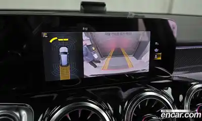 Mercedes-Benz GLB-Class 2023 2.0 Автомат в Москве № 215930, миниатюра 9