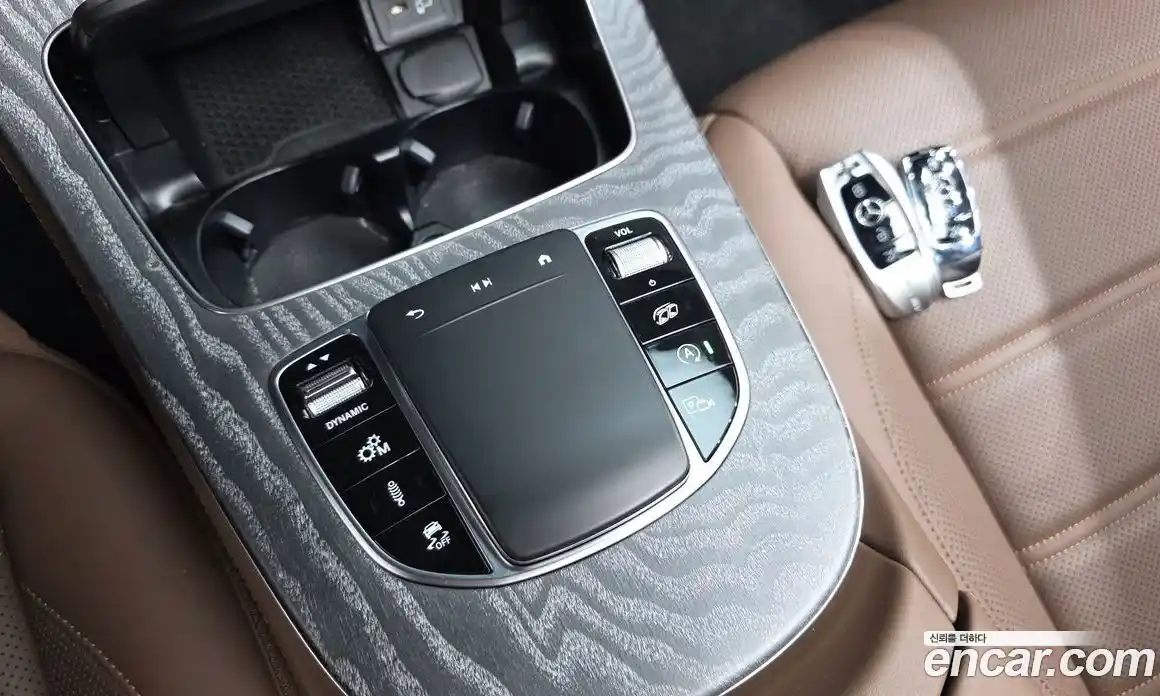 Mercedes-Benz E-Class 2023 3.0 Автомат в Москве № 220664, фото 16