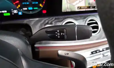 Mercedes-Benz E-Class 2023 3.0 Автомат в Москве № 220664, миниатюра 9