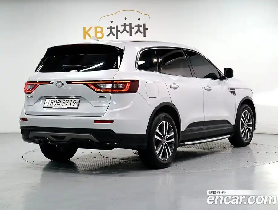 Renault QM6 2021 2.0 Автомат в Москве № 223032, фото 3